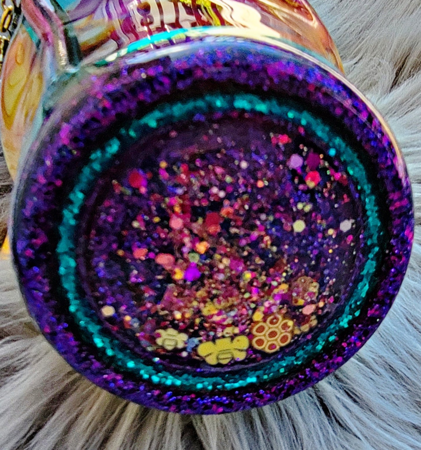 **PRE-ORDER LISTING** 32oz Rainbow Bee fabric/zipper tumbler ~ Please read the entire listing. Listing has a 4-6 week TURN-AROUND TIME ~