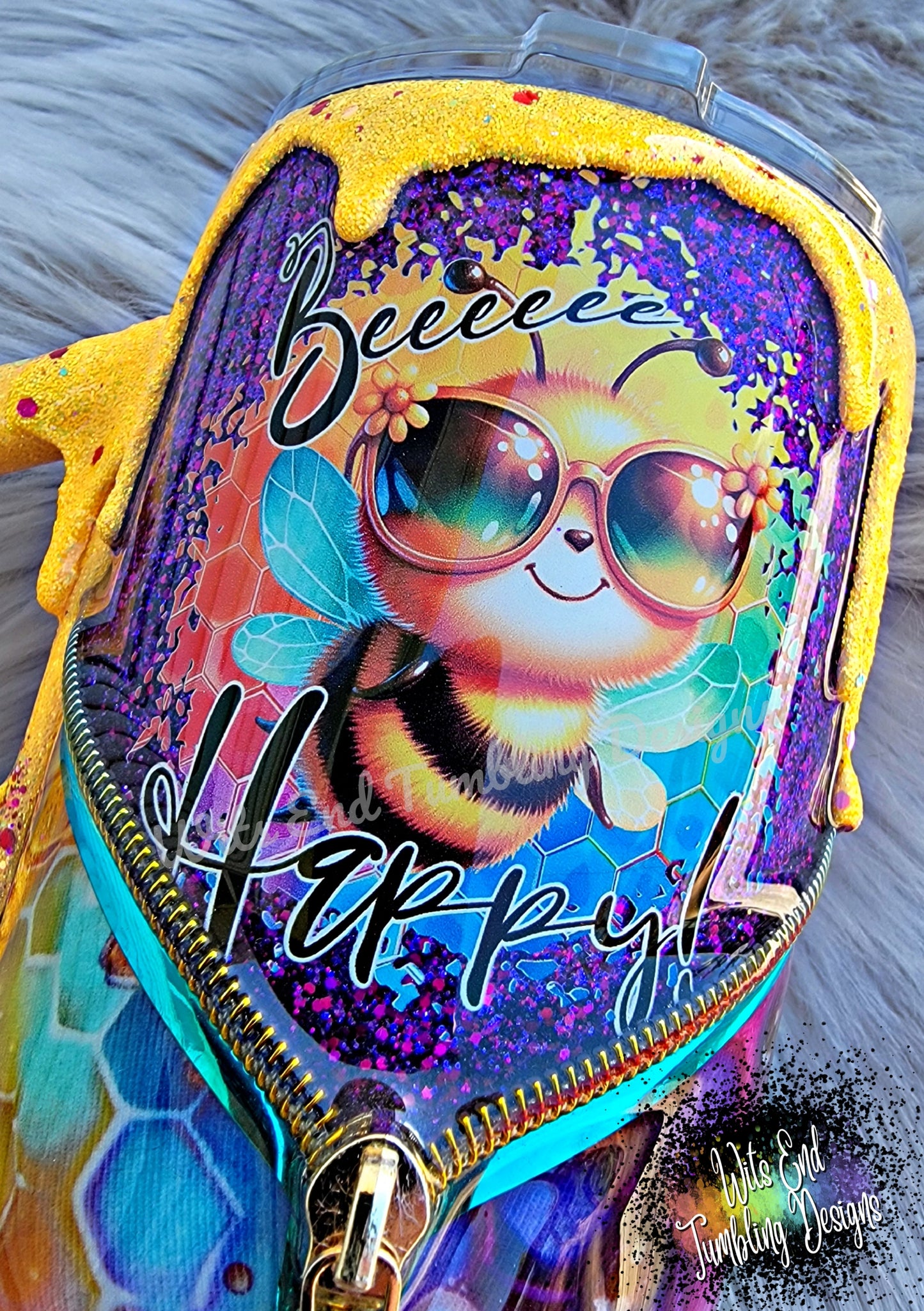 **PRE-ORDER LISTING** 32oz Rainbow Bee fabric/zipper tumbler ~ Please read the entire listing. Listing has a 4-6 week TURN-AROUND TIME ~